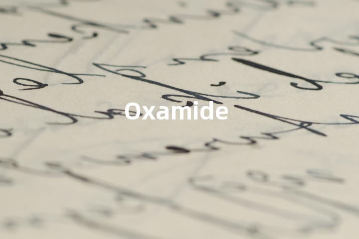 Oxamide