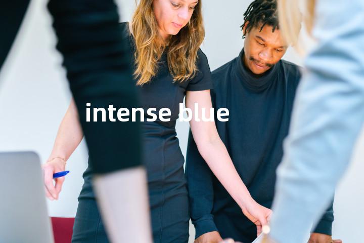 intense blue单词图解，单词释义场景配图