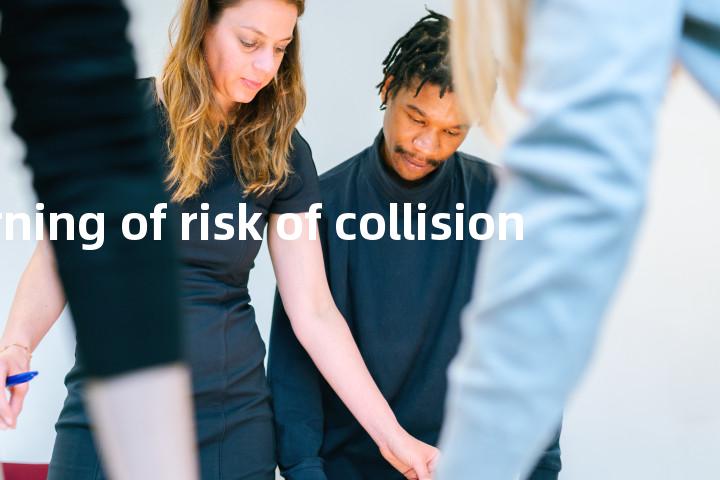 warning of risk of collision单词图解，单词释义场景配图